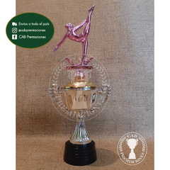 Copa plástica Fac con figura gimnasia danza fucsia BE - comprar online