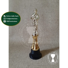 Trofeo Souvenir pescador pesca c/col baja en BN