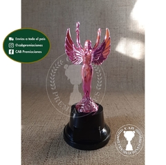 Trofeo Souvenir triunfo alado pequeño fucsia standard en BN