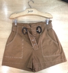 Short com cinto colcci