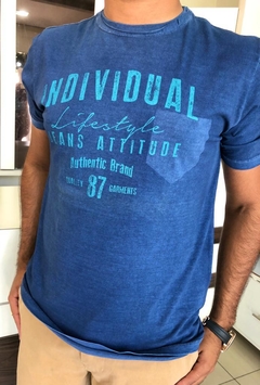 T-shirt individual