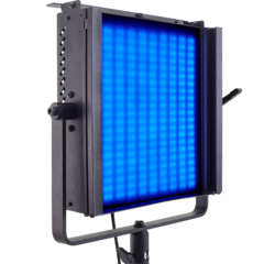 Painel LED LM100R - RGBWW c/ garfo, cubo e DMX, display traseiro touch (51x39mm) - LEDMAIS na internet