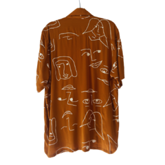 Camisa Caras Ocre GG - comprar online