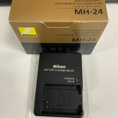 Cargador Nikon MH-24 para baterias EN-EL14 y EN-EL14a - comprar online