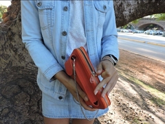 Billetera Porta celular Antonia - comprar online