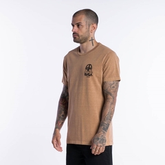 CAMISETA RVCA HELPING HANDS