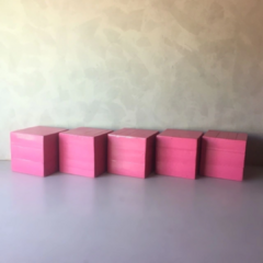 Banco Cubo Rosa