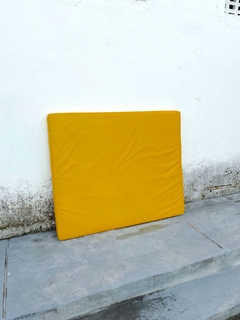 Estofado Amarelo para Pallet (1m X 1,20m) na internet