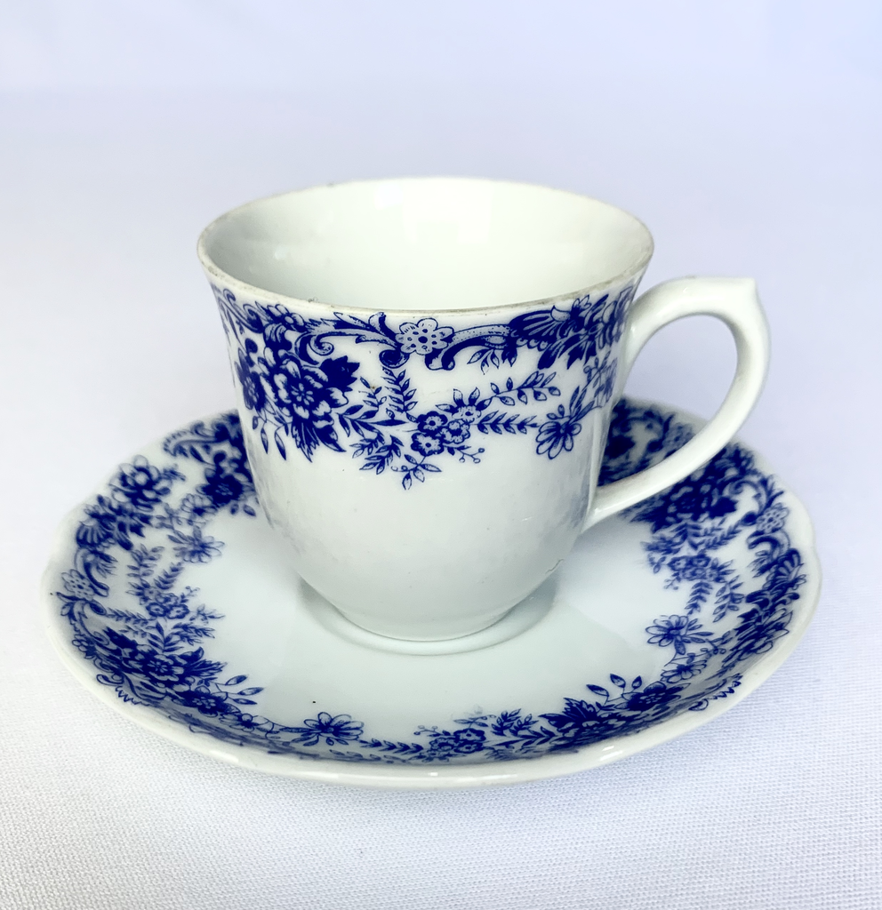 Jogo de Chá e Café em Porcelana Azul Floral, Compre Online