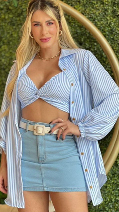 conjunto camisa + cropped