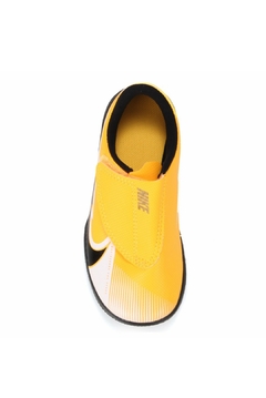 CHUTEIRA FUTSAL NIKE INFANTIL VAPOR 13 CLUB - comprar online