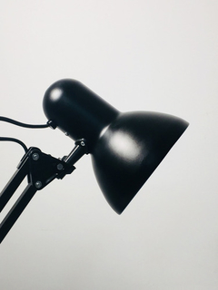 Lámpara de Escritorio Moderno Brazo Pixar en internet