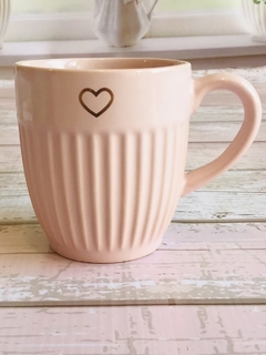 VINTAGE MUG