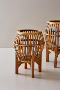 FANAL DE MADERA Y RATTAN TAMAÑO L - comprar online