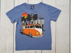 CONJUNTO INFANTIL MENINO CAMISETA KOMBI PRAIA+ BERMUDA LISTRADA VERÃO PIPA - comprar online