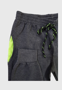 CALÇA INFANTIL MENINO JAKI MALHAS MOLETOM COM CADARÇO DECORATIVO CINZA - Loja online - moda feminina e infantil - LOJA FLORBELLE