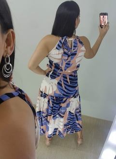 VESTIDO MIDI ESTAMPADO FRENTE UNICA na internet