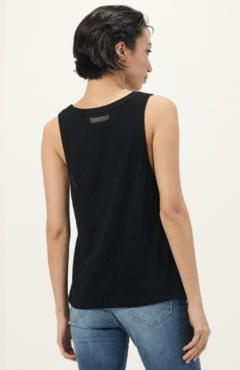 MUSCULOSA MALDIVA - María Castaña