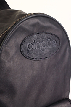 MOCHILA SYRAH 100% CUERO - NEGRA en internet