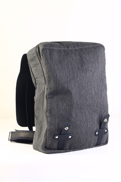 MOCHILA BERLIN - TELA + CUERO - GRAFITO/NEGRA - tienda online