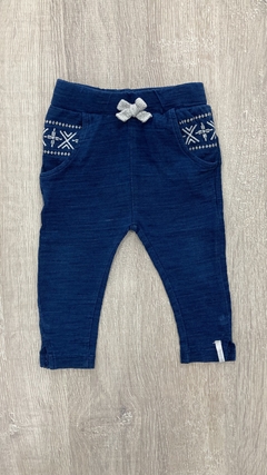 Pantalón Noppies baby - Talle 6 meses (68 cm) - Azul bordado