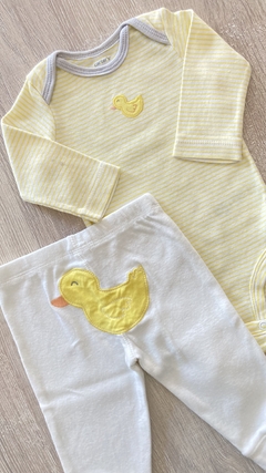 Conjunto Carters - Talle 3 meses - patito - comprar online