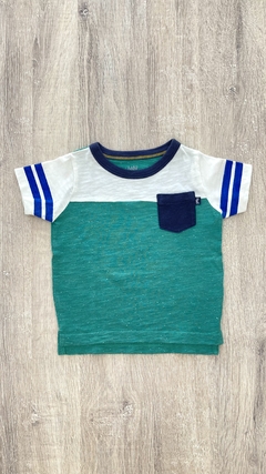 Remera Oshkosh - Talle 18 meses