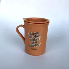 Taza con tapa
