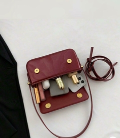 Bolsa Quadrada de Couro Envernizado Simples e Elegante Bolsa Cherry - comprar online