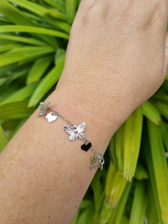 Pulseira Borboleta e Coração Banho de Ródio Branco - comprar online