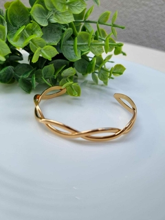 Bracelete Entrelaçado Liso Banho de Ouro 18K - comprar online