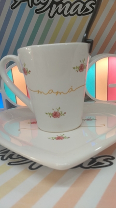 SET DESAYUNO CORAZÓN MAMÁ