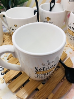 TAZA MUJER BRILLA en internet