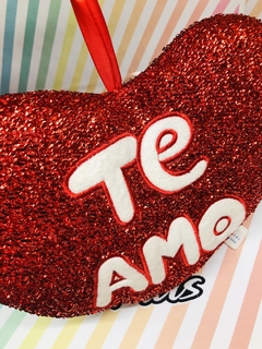 ALMOHADÓN CORAZÓN TE AMO en internet