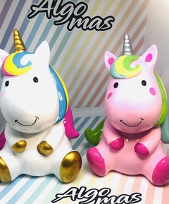 Unicornio Bebe Sentado - comprar online