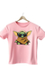 Remera baby yoda rosa adultos