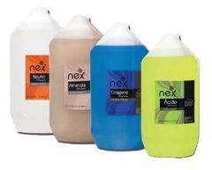 Combo 1 Shampoo Neutro pH 7 x 5000 cc + 1 Shampoo Almendra x 5000 cc + 1 Shampoo Colágeno x 5000 cc + 1 Shampoo Acido pH 5.50 x 5000 cc - Nex