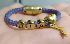 Pulseira infantil personalizada com nome Bia