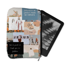 Capa Protetora Sleeve Case para Kindle Linha Religioso 004 - comprar online