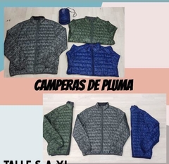 CAMPERA DE PLUMA CAMUFLADA