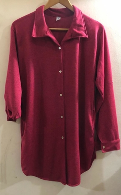 CAMISA DE LANILLA CON BOLSILLO FUCSIA