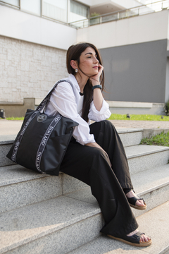 Tote Bag Cleo Black Impermeable - Tienda Online de RIMLAND | shop mayorista