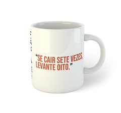 A Carpa e o Nanakorobi Yaoki - Se cair sete vezes, levante oito | Caneca De Porcelana na internet