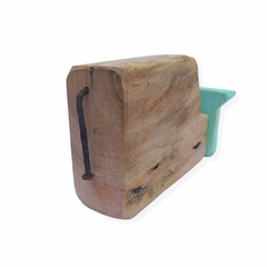 Torito Portacelular Madera cara turquesa - comprar online