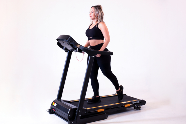 ESTEIRA ERGOMÉTRICA EVOLUTION FITNESS LAND 2600