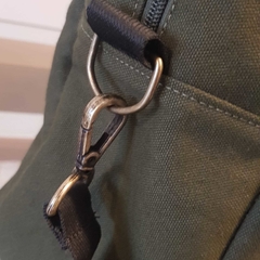 Bolsa em Lona, Verde Militar na internet