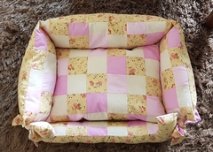 Cama Pet em Patchwork Dupla Face, Puro Romantismo! na internet