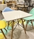 Mesa Eames KIDS cuadrada