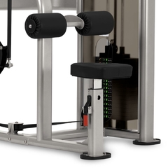 Dorsalera Nautilus INSTINCT® LAT PULL DOWN en internet