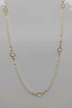 Colar choker de pérolas com pontos de luz banhado em ouro 18 K